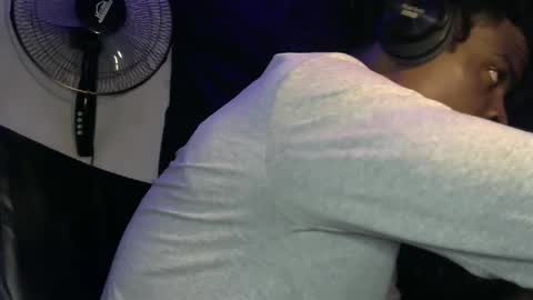 EL NIIGGGAA  21                                                                  EL NIGGA  21 online show from 12.30.24