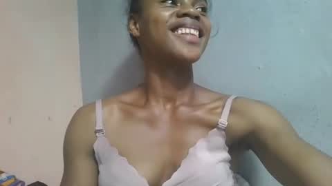 elodie228680 online show from 05.02.26
