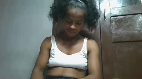 elodie228680 online show from 05.06.26