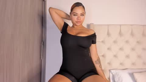 Maya online show from 02.04.25