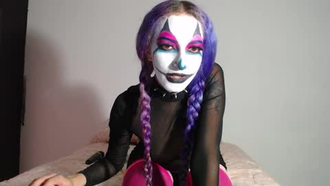 Chelsea  Please help me to reach 100 thumbs up online show from 11.09.25