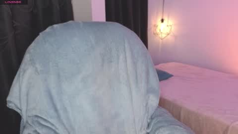 Snapshot of eloisee_ chatting on 11.13.25 Eloise . online show from 11.13.25