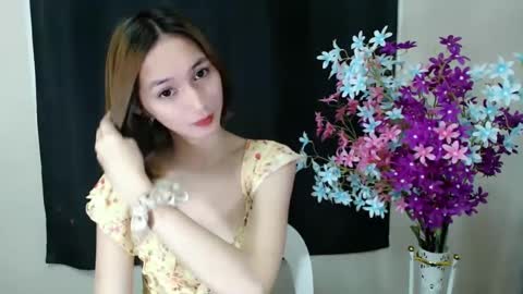 Snapshot of elora_charming chatting on 01.19.25 elora_charming online show from 01.19.25