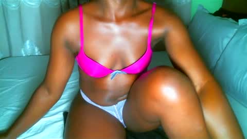 Snapshot of elphaba01 chatting on 03.05.25 Elphaba online show from 03.05.25