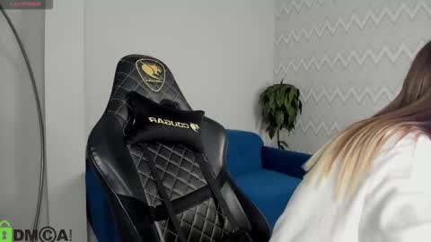 elsa_carterr online show from 11.19.25