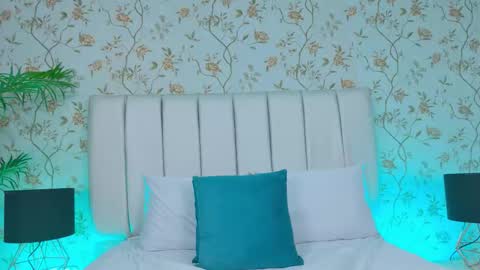 Isabela Martinez online show from 02.20.26