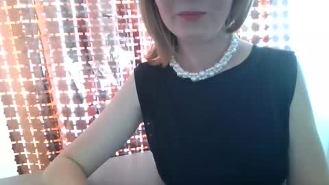 ElsaMartinez online show from 09.23.25