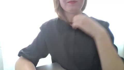 ElsaMartinez online show from 09.26.25