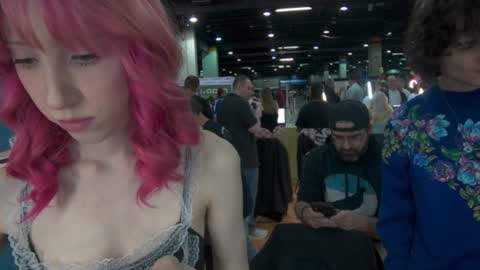 ELS online show from 04.10.26