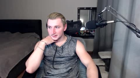 Elvin Vaenight online show from 10.15.25