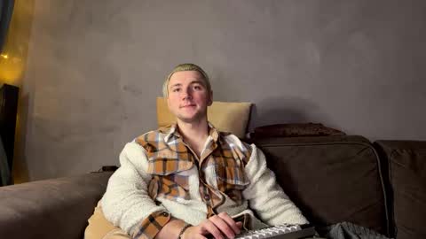 Elvin Vaenight online show from 11.20.25