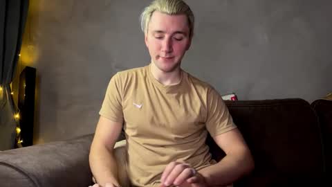 Elvin Vaenight online show from 11.27.25