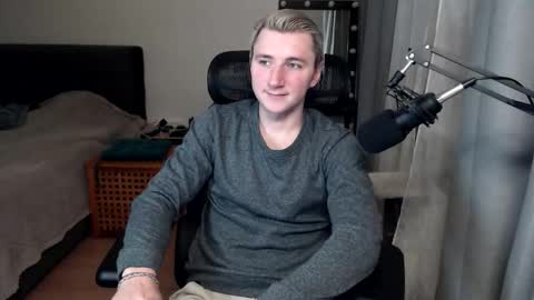 Elvin Vaenight online show from 12.04.25