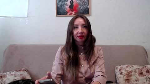 Snapshot of elvinasweet chatting on 05.29.26 ElvinaSweet online show from 05.29.26