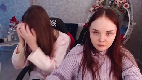 ElvingBella online show from 12.14.24