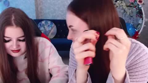 ElvingBella online show from 12.14.24