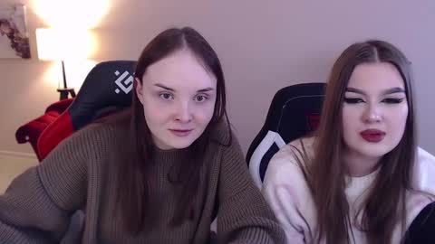 ElvingBella online show from 02.28.25