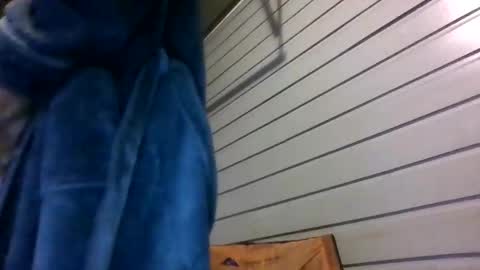 elwooood7 online show from 04.18.26