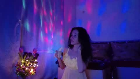 Elisa online show from 01.28.25