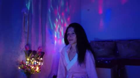 Elisa online show from 02.02.25