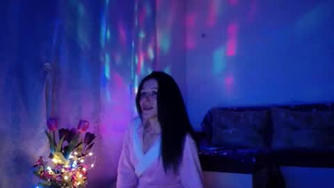 Elisa online show from 02.27.25