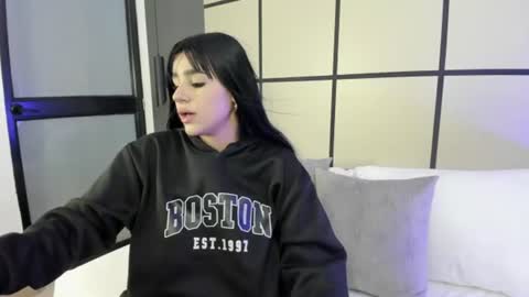 E L Y online show from 07.03.26