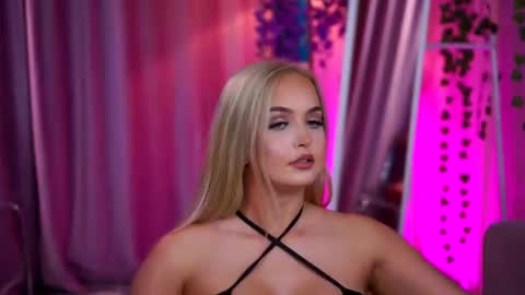 Elyssa online show from 07.10.26