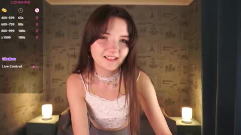 Snapshot of em1ly_e chatting on 11.24.25 Emily online show from 11.24.25