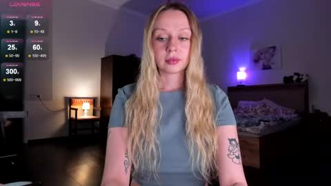 Emilie online show from 04.17.26