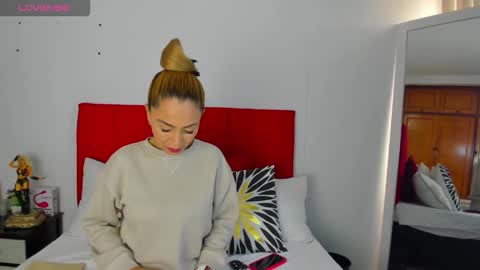 ema garcia  online show from 11.17.25