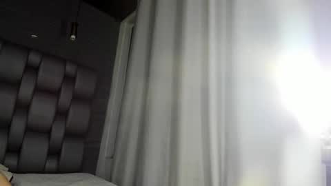 ema_grey1 online show from 11.27.25