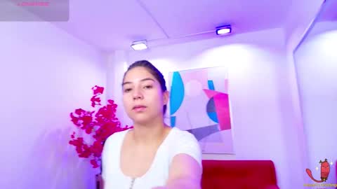 Ema louisx  online show from 09.18.25