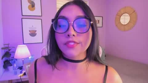 Snapshot of ema_wett chatting on 12.02.25 Ema online show from 12.02.25