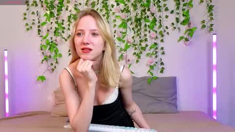 Emma online show from 03.12.26