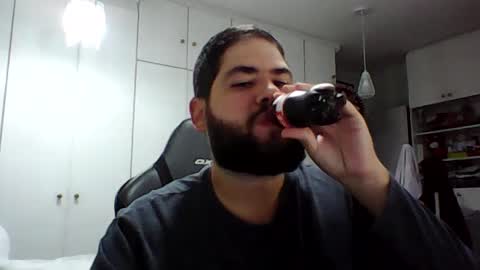 embarrassed_str8_3incher online show from 07.11.26