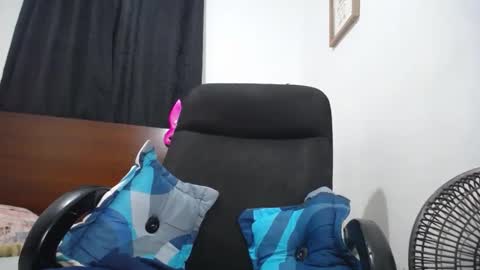 Ember and Wanda online show from 02.28.25