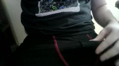 Snapshot of emberrush chatting on 11.18.25 Ember online show from 11.18.25