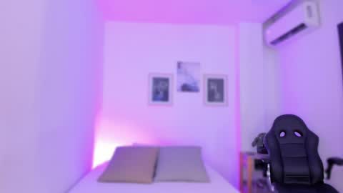 emelie_89 online show from 02.12.25