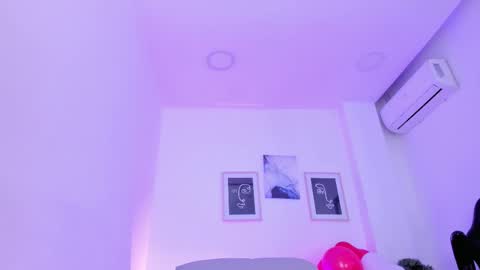 emelie_89 online show from 02.15.25