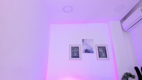 emelie_89 online show from 02.26.25