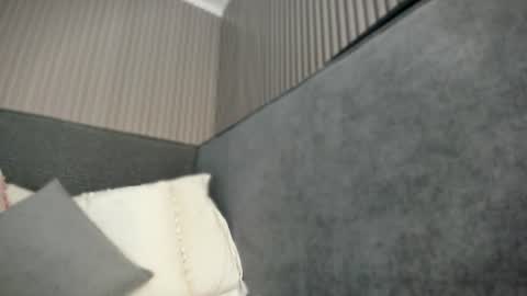 Snapshot of emelie_89 chatting on 06.09.26 emelie_89 online show from 06.09.26