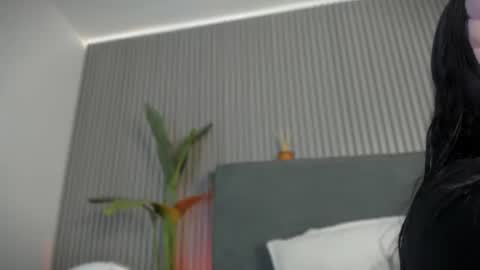 Snapshot of emelie_89 chatting on 06.27.26 emelie_89 online show from 06.27.26