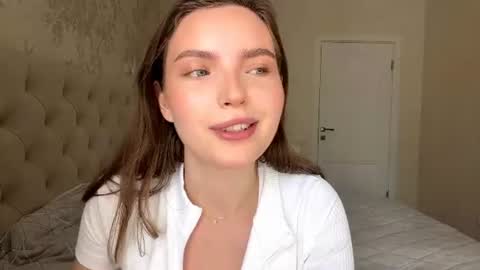 Bella online show from 08.06.26