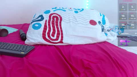 emely ross online show from 02.28.26