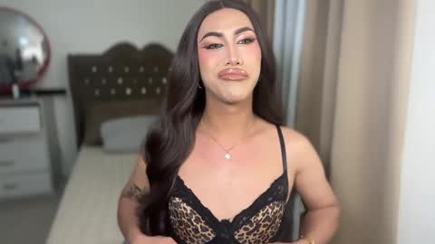 EMELY online show from 03.04.26