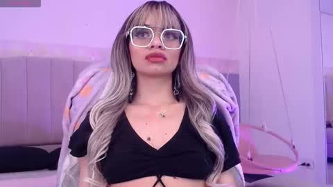 Danna online show from 09.26.25