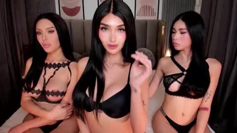 Emerald online show from 11.05.25