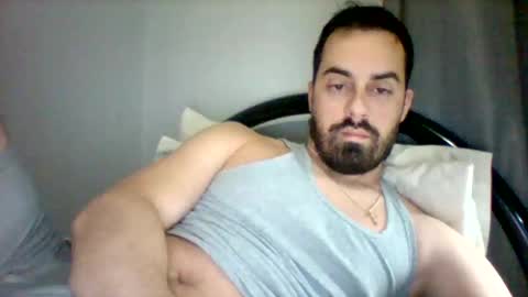 Snapshot of emgee88 chatting on 11.16.25 emgee88 online show from 11.16.25