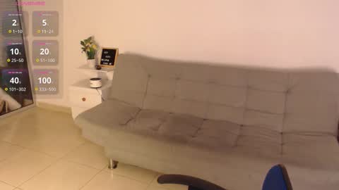 emi_carter online show from 11.18.25