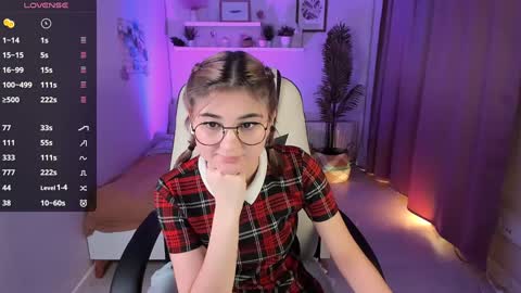  Emily  follow me  online show from 01.19.25